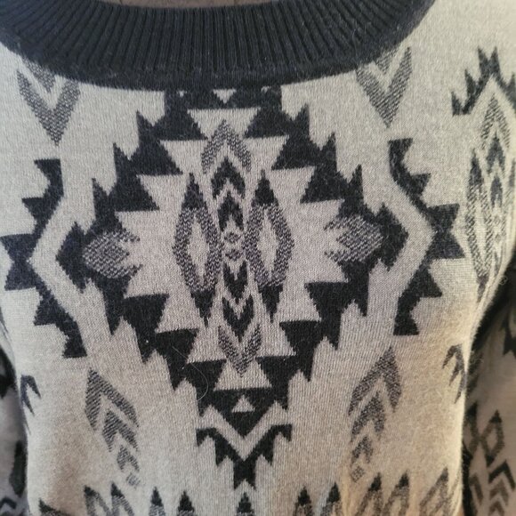 Pendleton Mens Merino Wool Aztec Pattern Sweater Black/Grey Medium - Picture 2 of 4